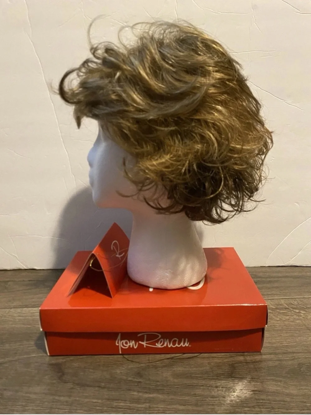 Classic Collection Bianca Wig by Jon Renau in color 24BT18F, Bavarian Crème.